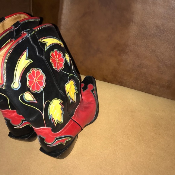 Donald Pliner  cowboy boots - Picture 4 of 7